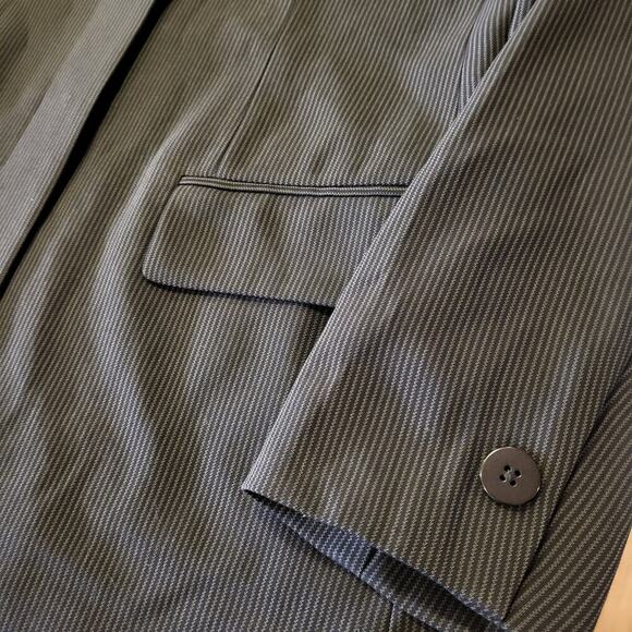 DKNY Donna Karen Wool Mandarin Collar Invisible Button Pinstripe Coat 8 - Picture 3 of 11